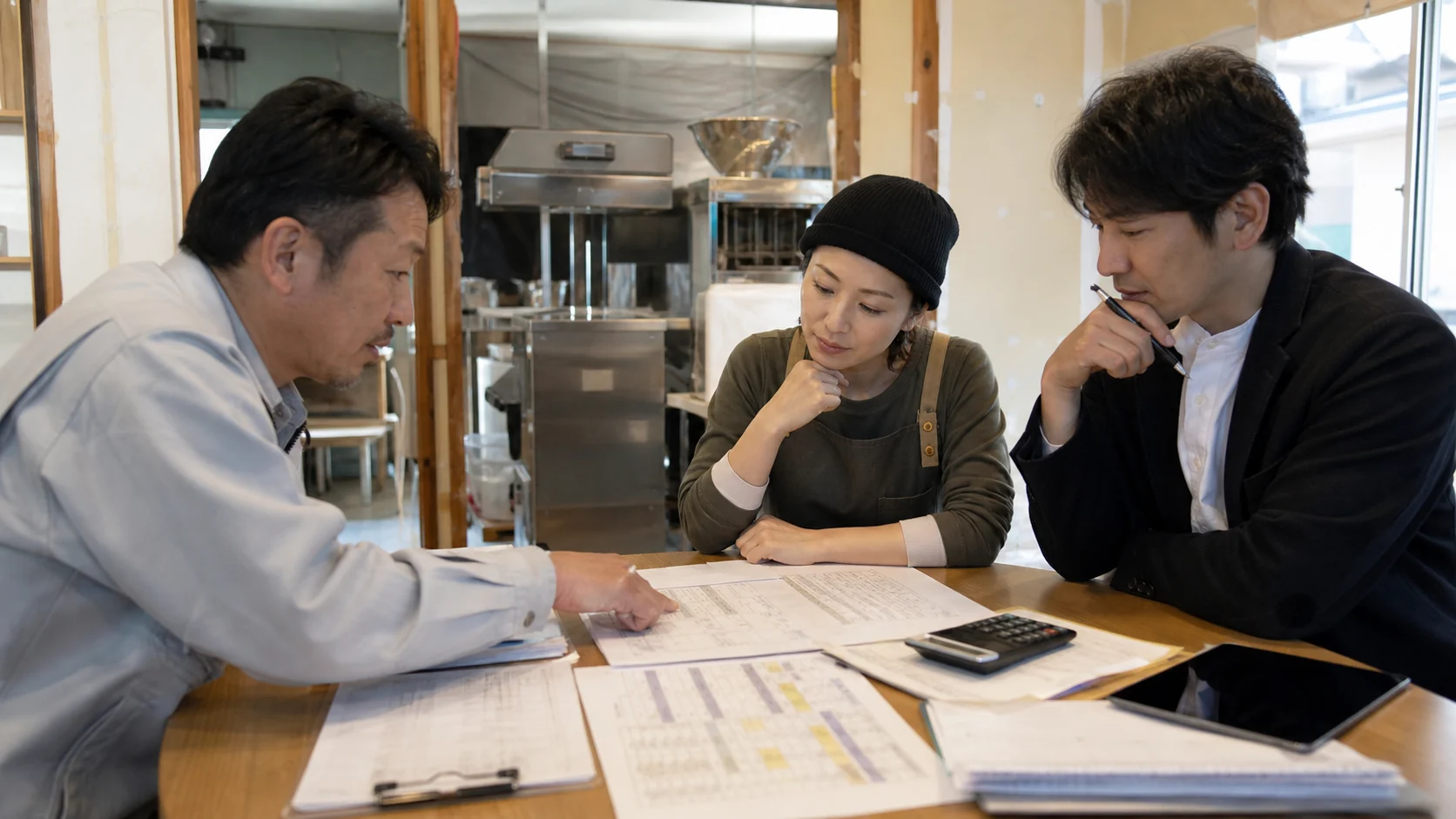 善通寺市で作付け前の種苗・肥料、製造前の原料・包材、工事着手前の資材・外注費、参拝・行楽期前の在庫・人員・改装費の支払いを点検する事業者
